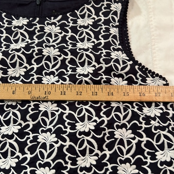 Ann Taylor size 4 sleeveless 100% cotton black with white embroidery  mini dress - Picture 8 of 9